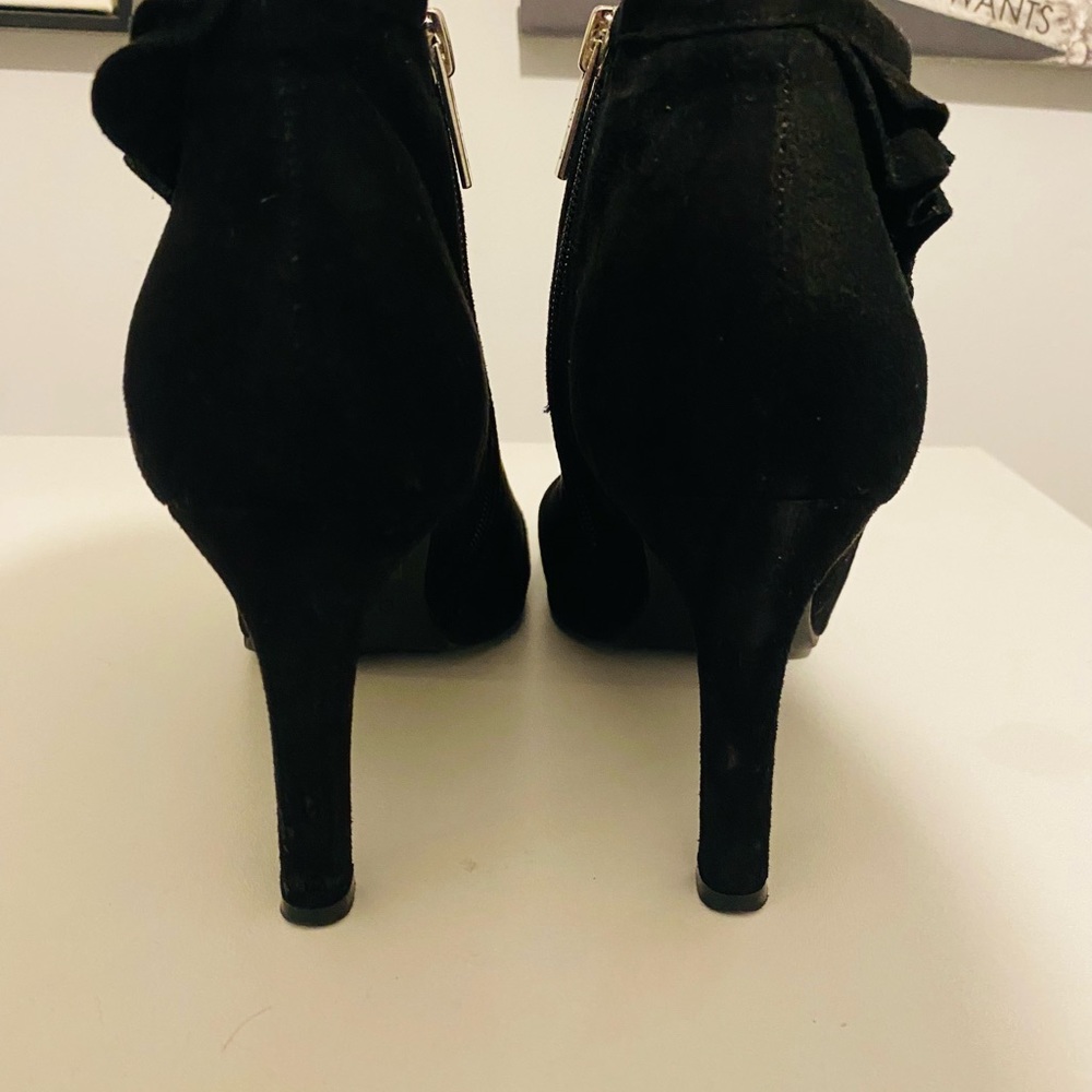 Black Ruffle Booties - Picture 4 of 4